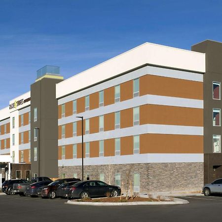 Home2 Suites By Hilton Denver International Airport Exterior photo